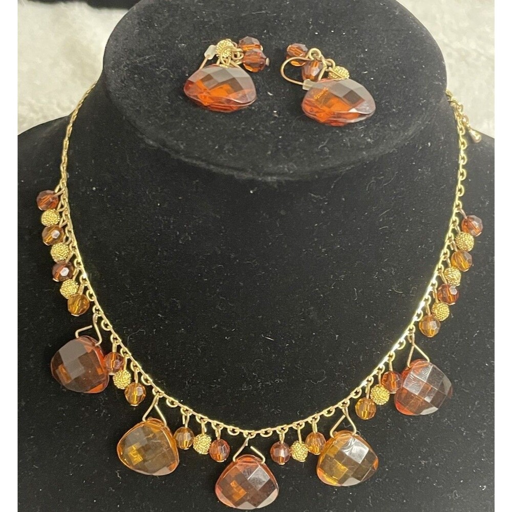 Liz & Co Faceted Amber Color Necklace & Earrings Set Liz Claiborne BEAUTIFUL!